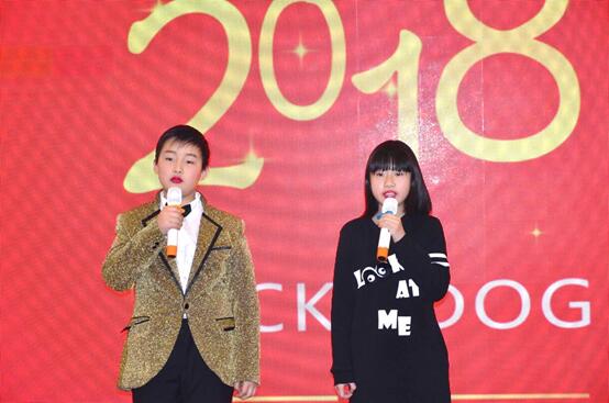 1518497850538077071.jpg 小朋友唱歌.jpg